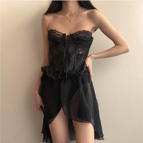 Vintage Gothic Lace Bustier Corset top - Picture 2 of 3